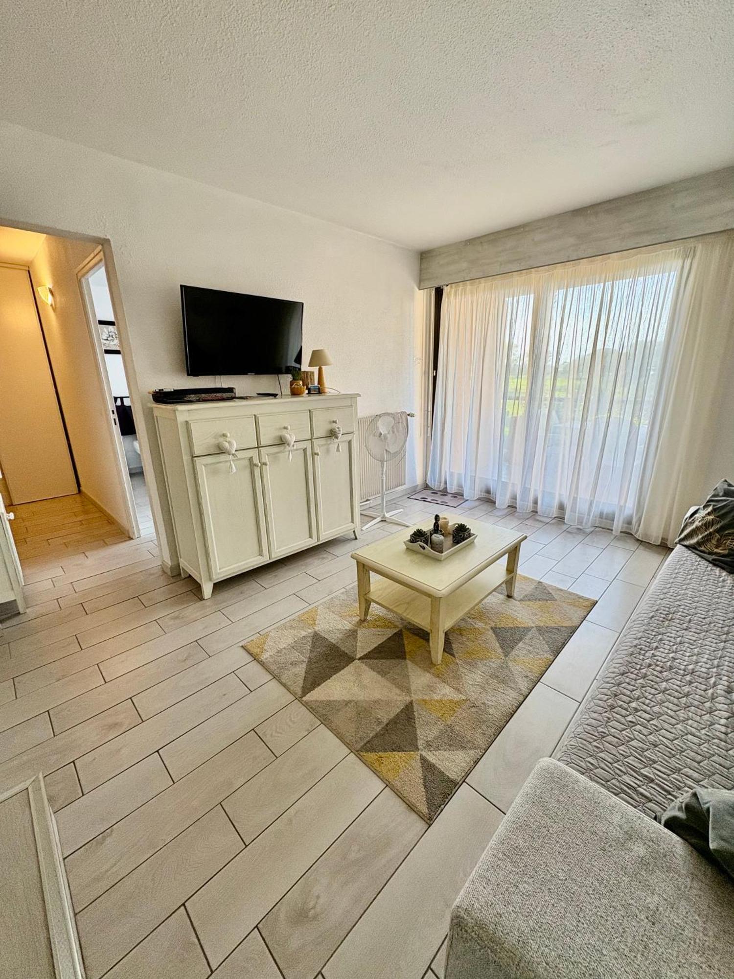 Saint Cyprien Golf View 2 Bedrooms Apartment , 900 M From The Beach Exterior photo