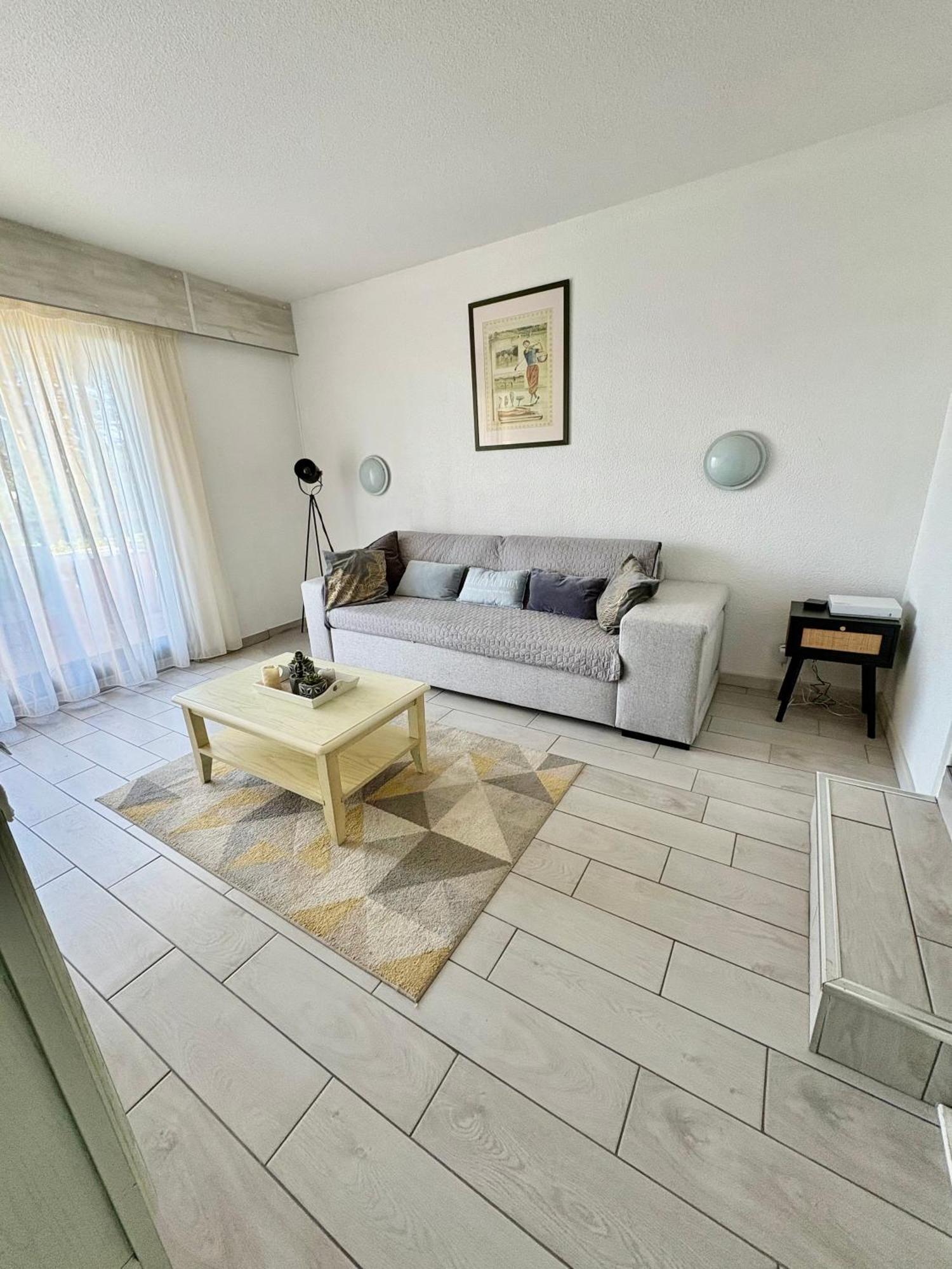 Saint Cyprien Golf View 2 Bedrooms Apartment , 900 M From The Beach Exterior photo